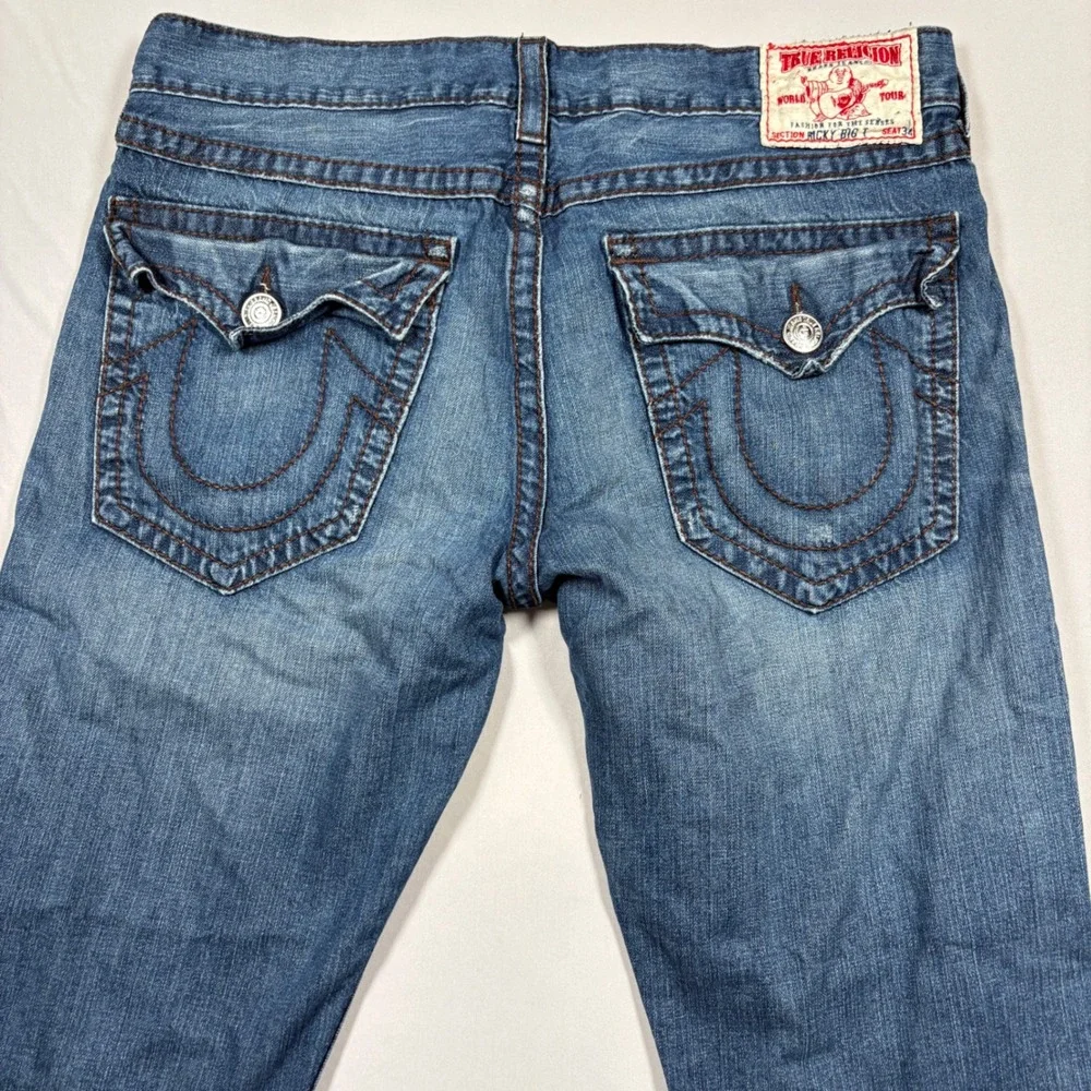 True Religion Jeans Mens 38x34 Ricky Big T Blue Straight Leg Contrast Stitch EUC